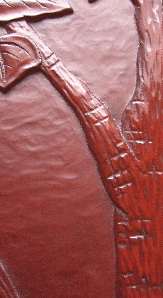 柿雀文様壁飾りの、木肌部分の拡大画像です。